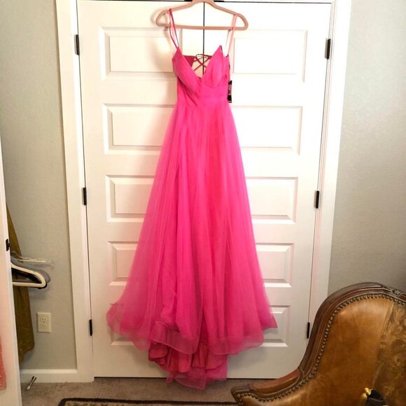 NWT LA FEMME Pink Neon Light Tulle Gown Sweetheart Neck Laceup Back 10 MSRP $408 - Picture 4 of 11